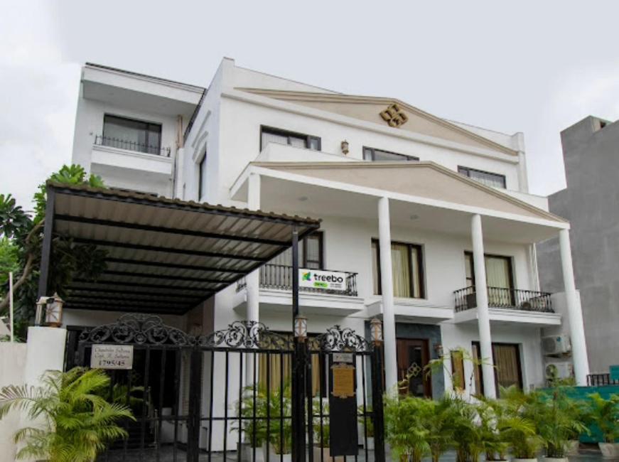 Hotel Imperial Park Sector 45 Gurgaon Ngoại thất bức ảnh